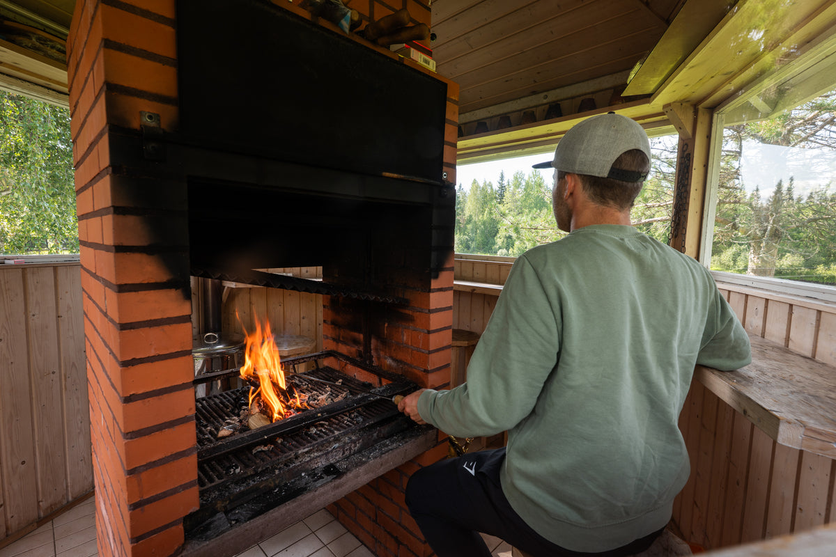 Lapland Aurora - riverside lodge